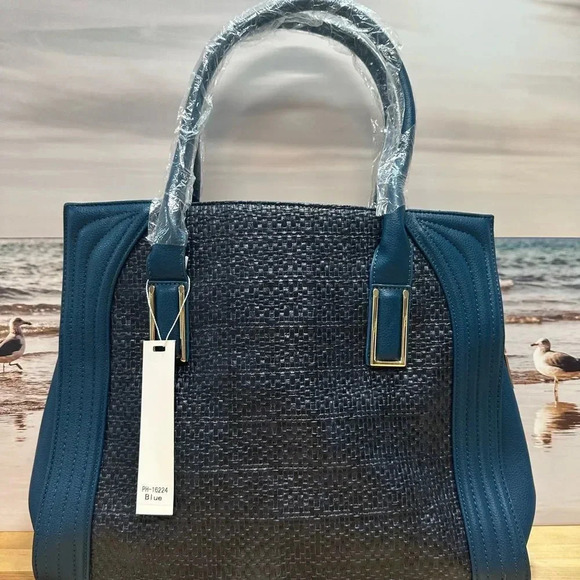 PINK HALEY BLUE  MEDIUM SIZE SPACIOUS HAND BAG - Picture 9 of 10